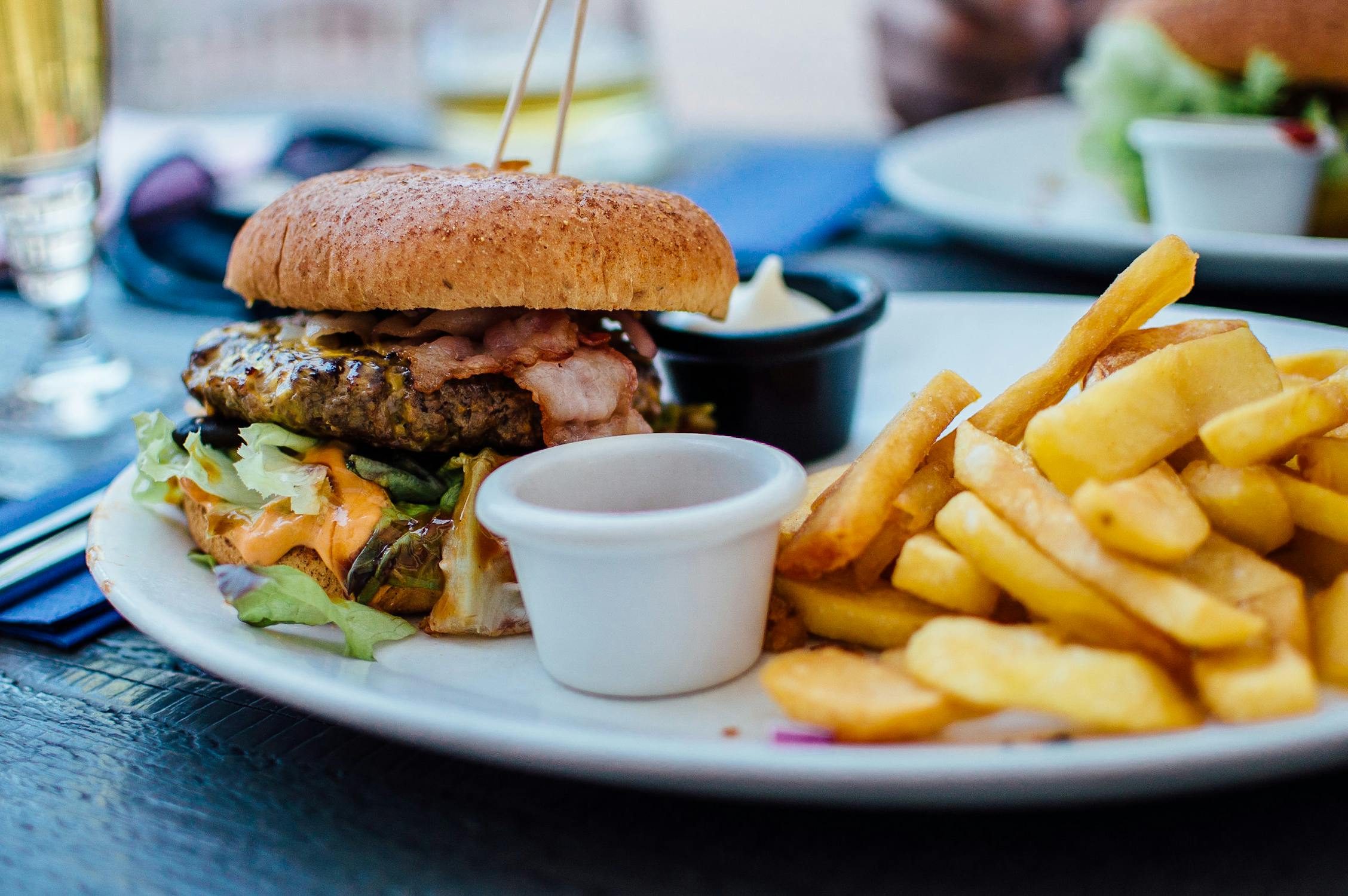 Kids Burger & Fries